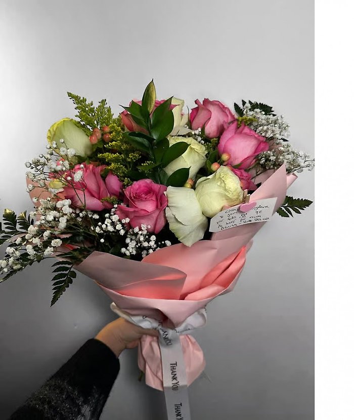 Premium Say it with Roses
