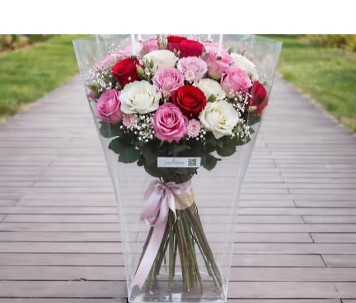 Blush Romance Luxury Bag Bouquet — Red, Pink & White Roses Mix
