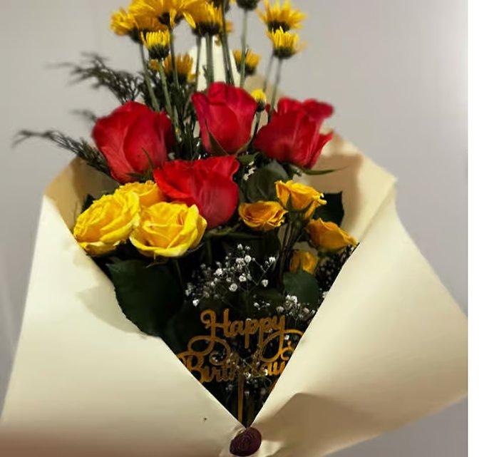 Happy Birthday Small Bouquet