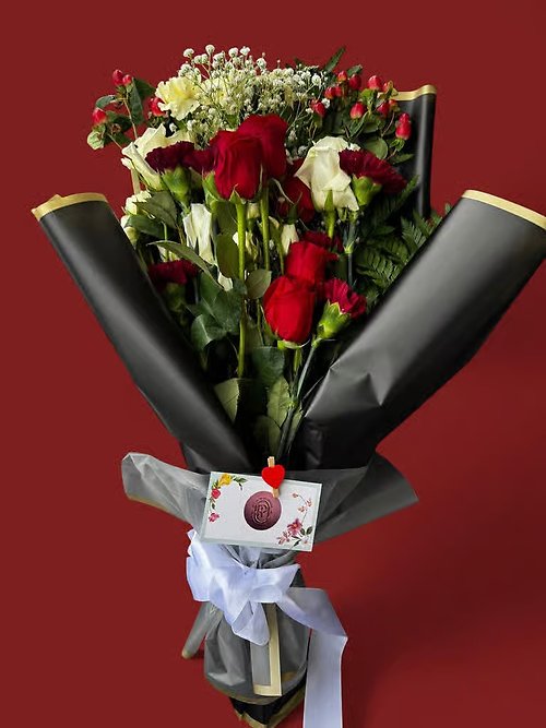 Midnight Romance Bouquet