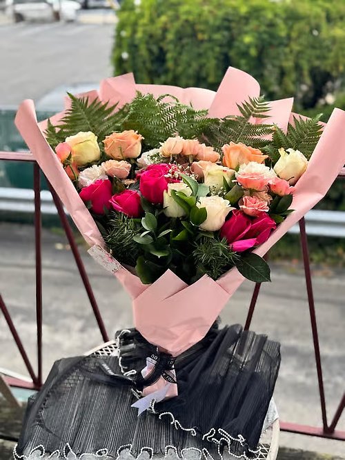 20 Roses bouquet