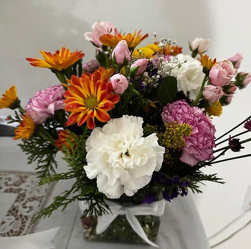 Fall Flowers & Roses in a Vase with a nice silk ribbon